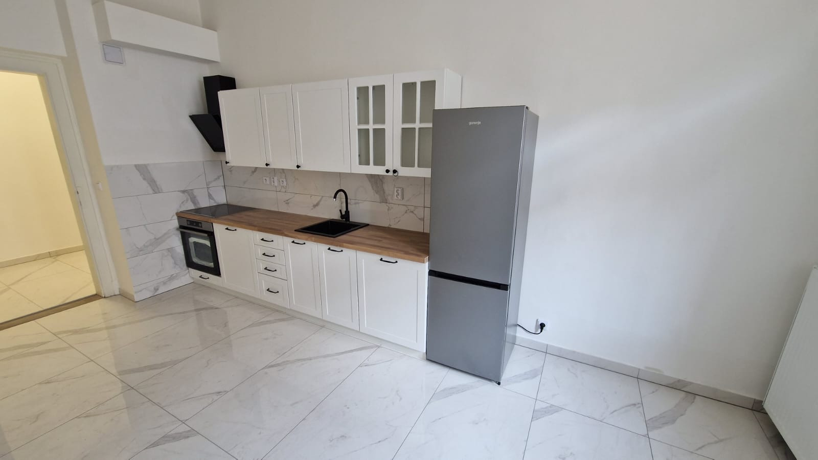 Prostorný byt k pronájmu 2+1 v centru Teplic