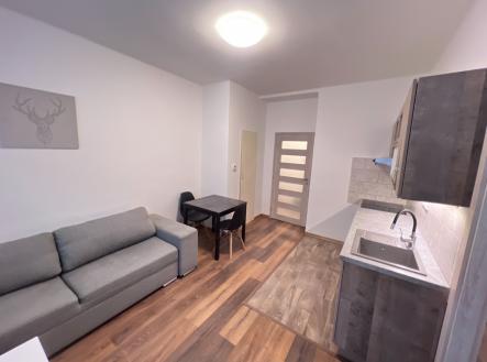 Pronájem bytu, 2+kk, 42 m²