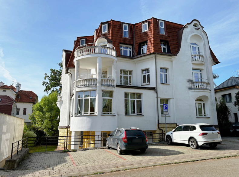 Pronájem nového bytu 2+kk (plus pracovna), ul. K zámku, Praha - Dolní Počernice