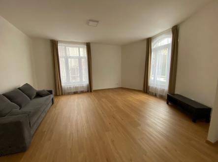 Pronájem bytu, 2+kk, 65 m²