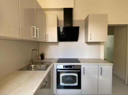 Pronájem bytu, 2+1, 74 m²