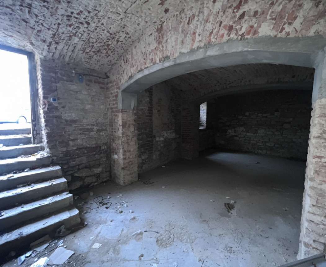 Pronájem komerčního prostoru 158m² Na Dědince, Praha 8 - Libeň