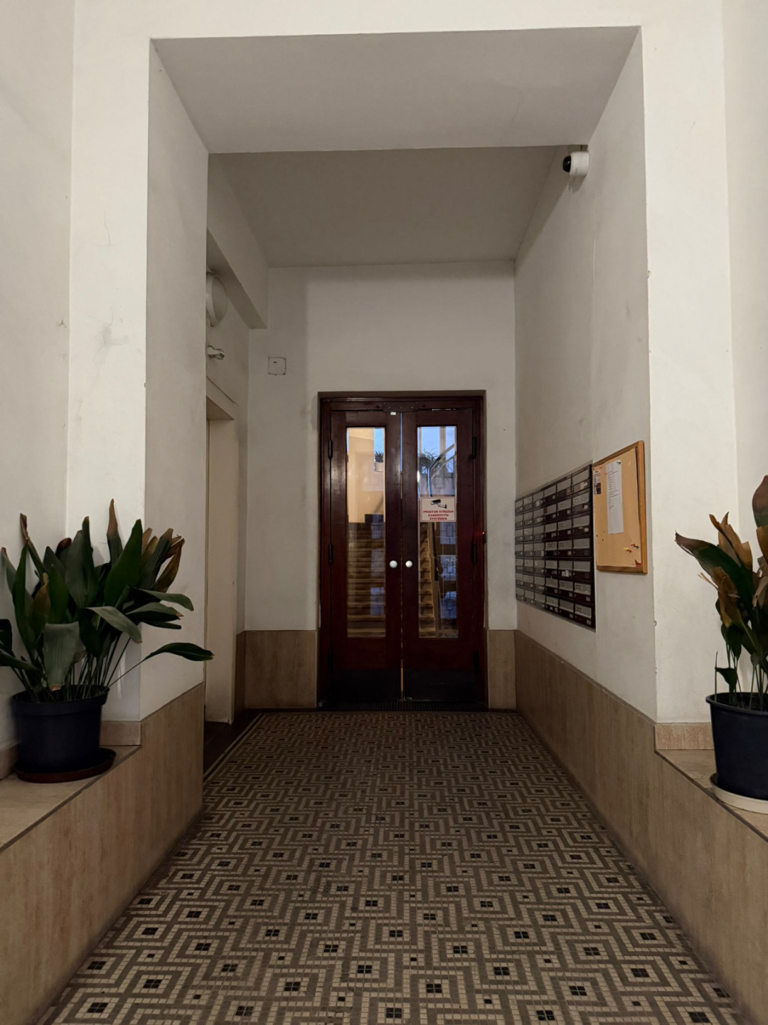 Krásný zařízený byt 2+1 v centru Prahy