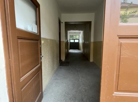 Prodej - nájemní dům, 1 112 m²