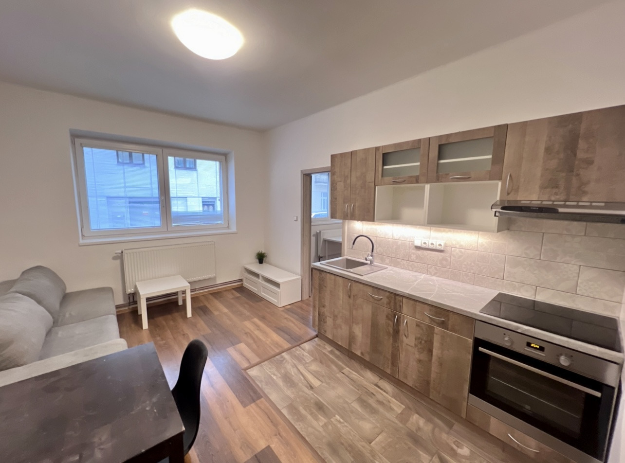 Pronájem bytu 2+kk 45 m² na Žižkova v Náchodě