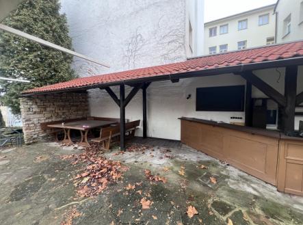 Pronájem - obchodní prostor, 94 m²