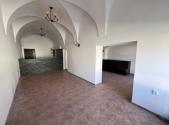 Pronájem - obchodní prostor, 94 m²