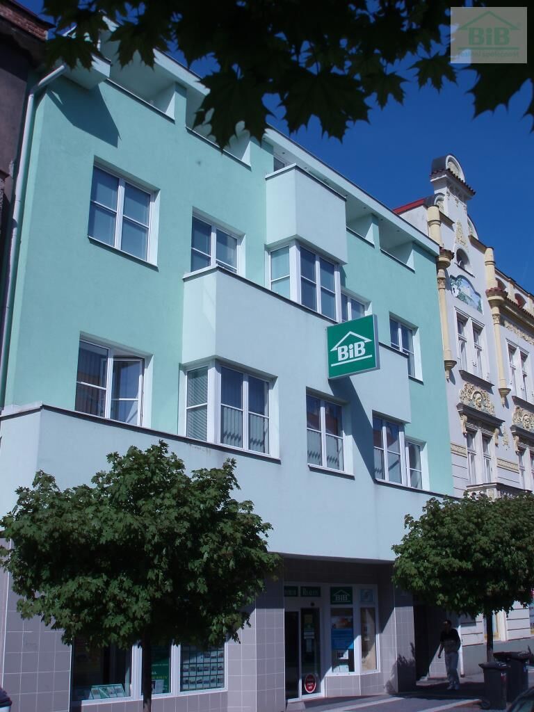 Pronájem bytu 2+kk + parkování, centrum Pardubic