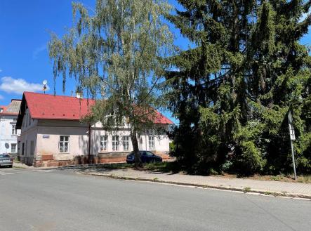 Prodej - nájemní dům, 275 m² obrázek