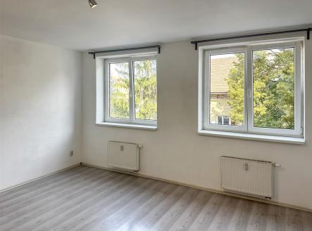 . | Prodej bytu, 1+kk, 32 m²