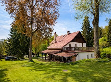 . | Prodej - dům/vila, 360 m²