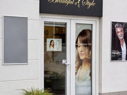 . | Pronájem - obchodní prostor, 17 m²