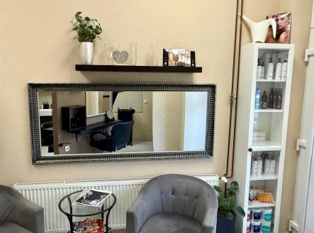 . | Pronájem - obchodní prostor, 17 m²