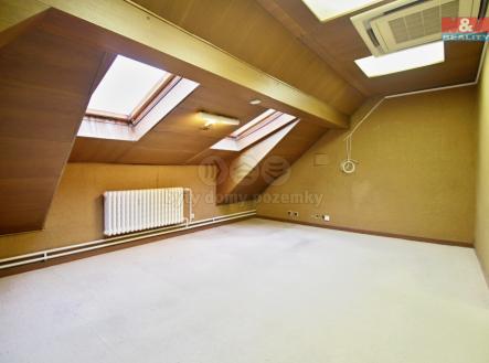 4bdfffd1-6f17-41c8-ae98-79075f4bd262.jpg | Pronájem - kanceláře, 30 m²