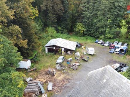zadní část | Prodej - obchodní prostor, 300 m²