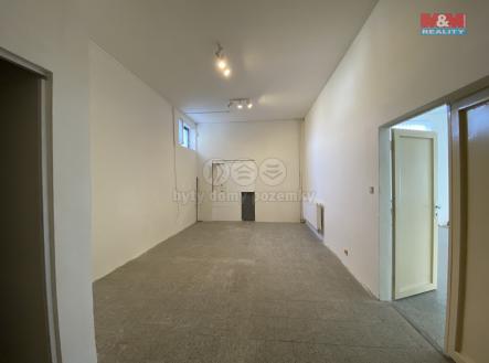 IMG_3160.jpg | Pronájem - obchodní prostor, 390 m²