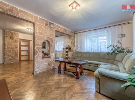 ff72e42c-d0df-45bc-a217-356d427b9f02.jpg | Prodej - dům/vila, 272 m²