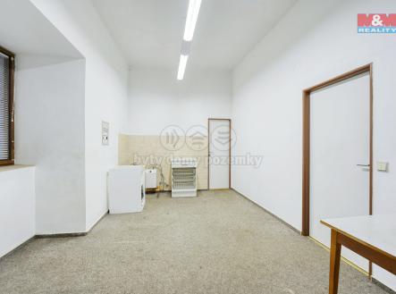 Prodej - obchodní prostor, 370 m²