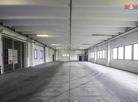 Pronájem - skladovací prostor, 1 340 m²