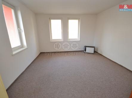 Obývací pokoj 1.jpg | Prodej bytu, 1+1, 76 m²