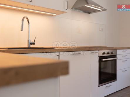 Realitni╠ü fotografie - Louny - Ivana Sychrova╠ü - 11.jpg | Prodej - dům/vila, 168 m²
