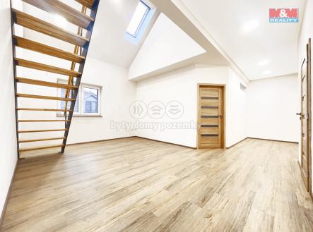 Obývací pokoj 1.jpg | Prodej bytu, 3+1, 103 m²