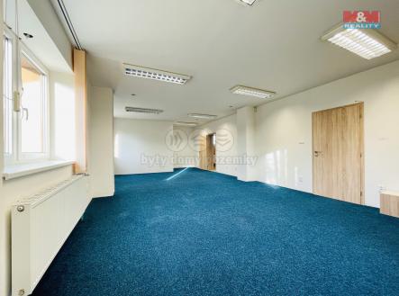 Prodej - kanceláře, 220 m²