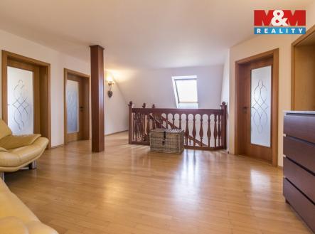 hala v prvním patře | Prodej - dům/vila, 280 m²