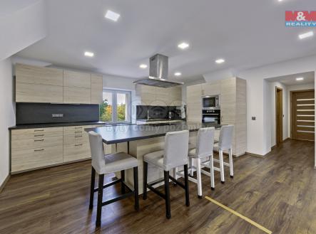 Kuchyně  | Prodej - dům/vila, 526 m²