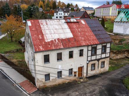 pohled na dům | Prodej - dům/vila, 268 m²