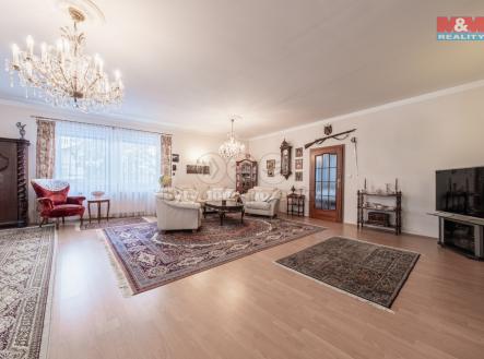 Prodej - dům/vila, 326 m²