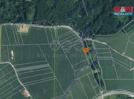 Prodej - pozemek, trvalý travní porost, 1 371 m²