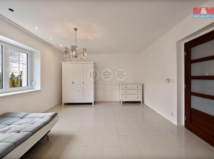 Prodej - dům/vila, 380 m²