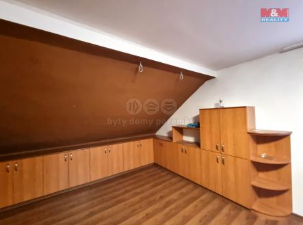 Prodej - dům/vila, 180 m²