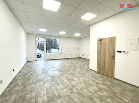 Pronájem - obchodní prostor, 66 m²