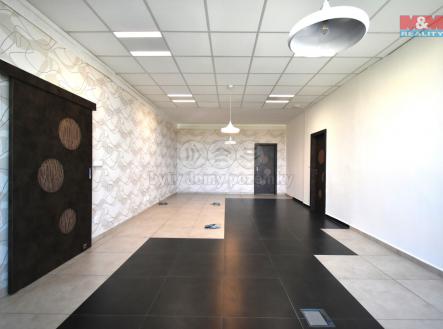 Pronájem - kanceláře, 177 m²