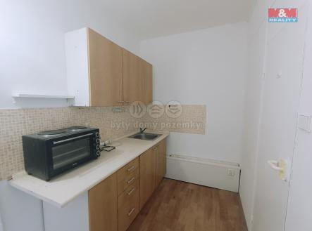 kuchyně | Pronájem bytu, 2+1, 41 m²