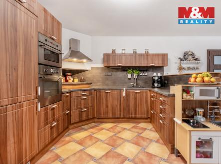 Kuchyně | Prodej - dům/vila, 182 m²