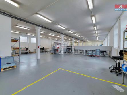 Prodej - výrobní prostor, 1 600 m²