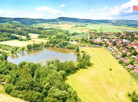 výhled na okolí | Prodej - pozemek pro bydlení, 817 m²