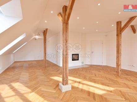 Obývací pokoj s kuchyní | Pronájem bytu, 3+kk, 113 m²