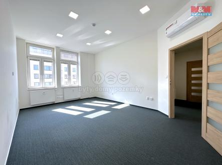 Pronájem - kanceláře, 119 m²
