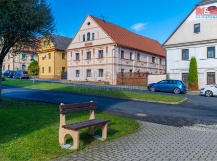 Prodej - dům/vila, 450 m²
