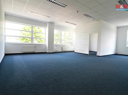 Pronájem - kanceláře, 101 m²