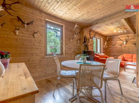 Obývací pokoj | Prodej - chata/rekreační objekt, 90 m²