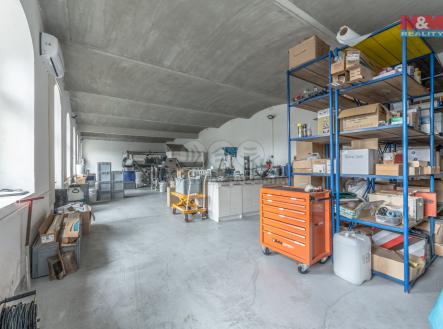 Prodej - výrobní prostor, 800 m²