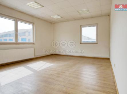 Pronájem - kanceláře, 56 m²