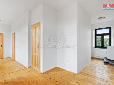 Prodej - dům/vila, 271 m²