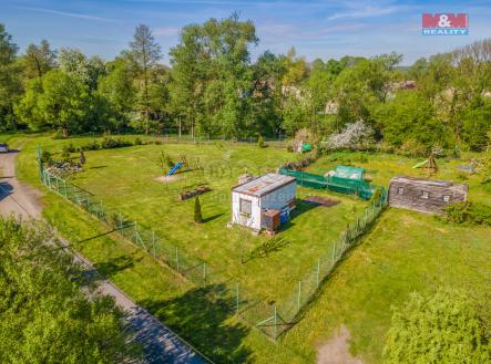 Prodej - pozemek, zahrada, 1 674 m²