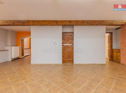 Prodej - dům/vila, 421 m²